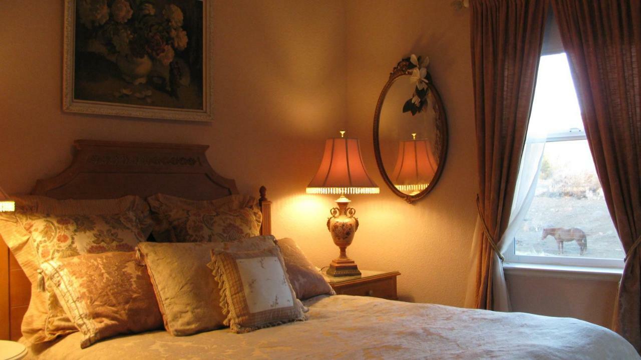 Yosemite Rose Bed And Breakfast Гровленд Экстерьер фото